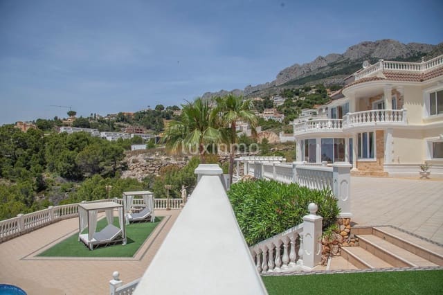 5 bedroom Villa for rent in Altea with pool garage - € 18,000 (Ref: 8958211)