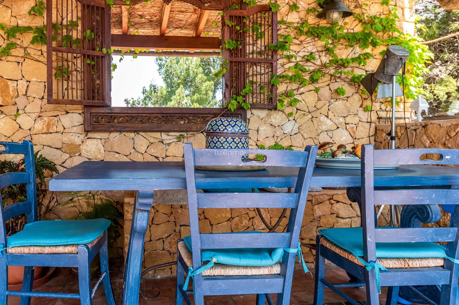 4 bedroom Villa for sale in Altea with pool - € 1,900,000 (Ref: 8983553)