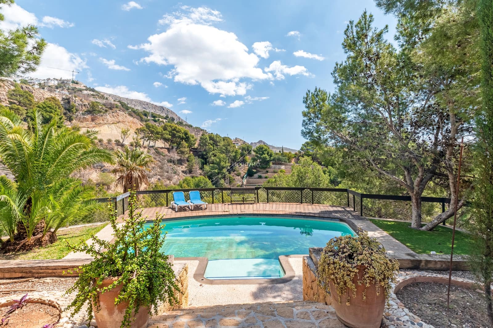 4 bedroom Villa for sale in Altea with pool - € 1,900,000 (Ref: 8983553)