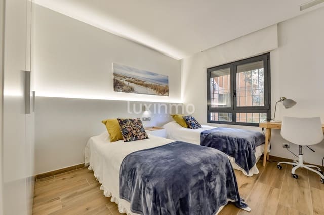 2 makuuhuone Huoneisto vuokrattavana paikassa Altea mukana uima-altaan 
autotalli - 1 800 € (Ref: 8989649)