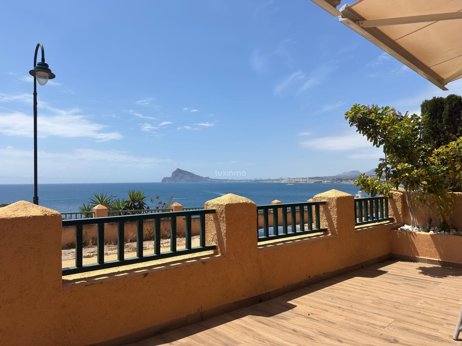 2 makuuhuone Huoneisto vuokrattavana paikassa Altea mukana uima-altaan 
autotalli - 1 800 € (Ref: 8989649)