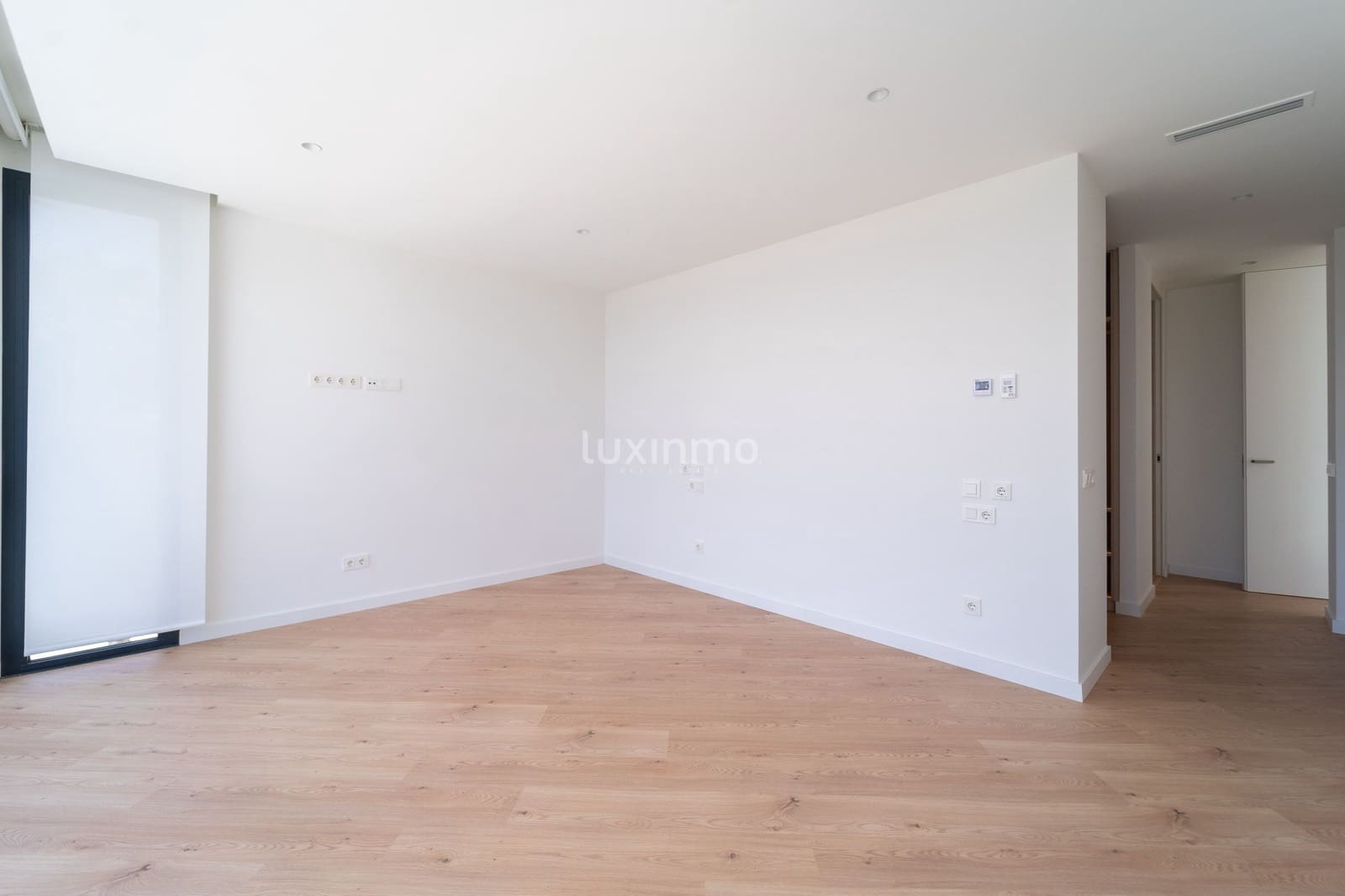 5 bedroom Villa for sale in Calpe / Calp with pool garage - € 3,900,000 (Ref: 8993442)