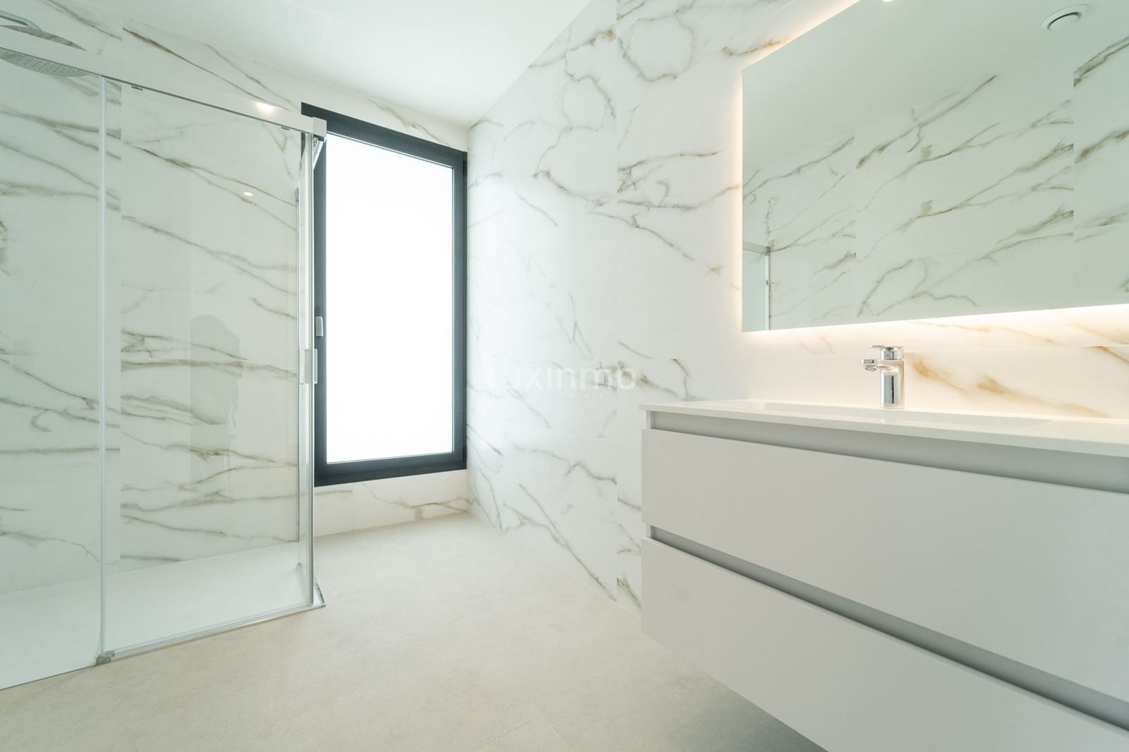 5 bedroom Villa for sale in Calpe / Calp with pool garage - € 3,900,000 (Ref: 8993442)