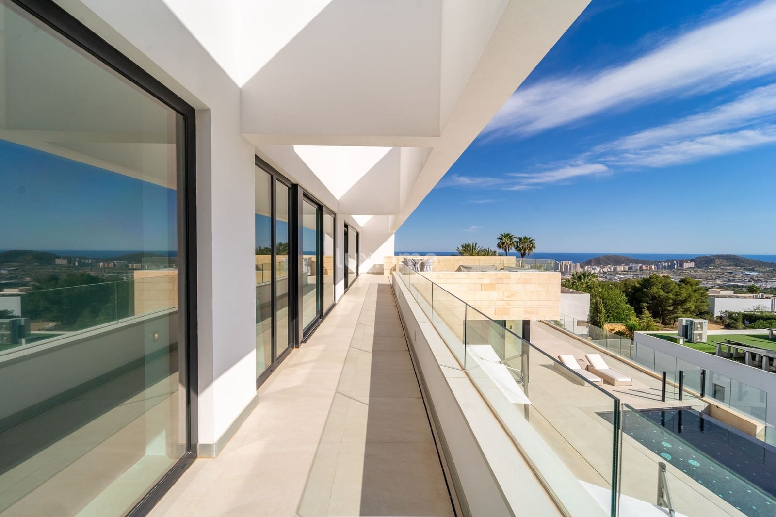 3 slaapkamer Villa te koop in Finestrat met zwembad garage - € 2.500.000 (Ref: 8993444)