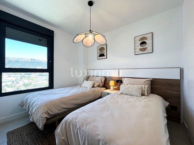 3 bedroom Apartment for rent in Calpe / Calp with pool garage - € 3,250 (Ref: 9002261)