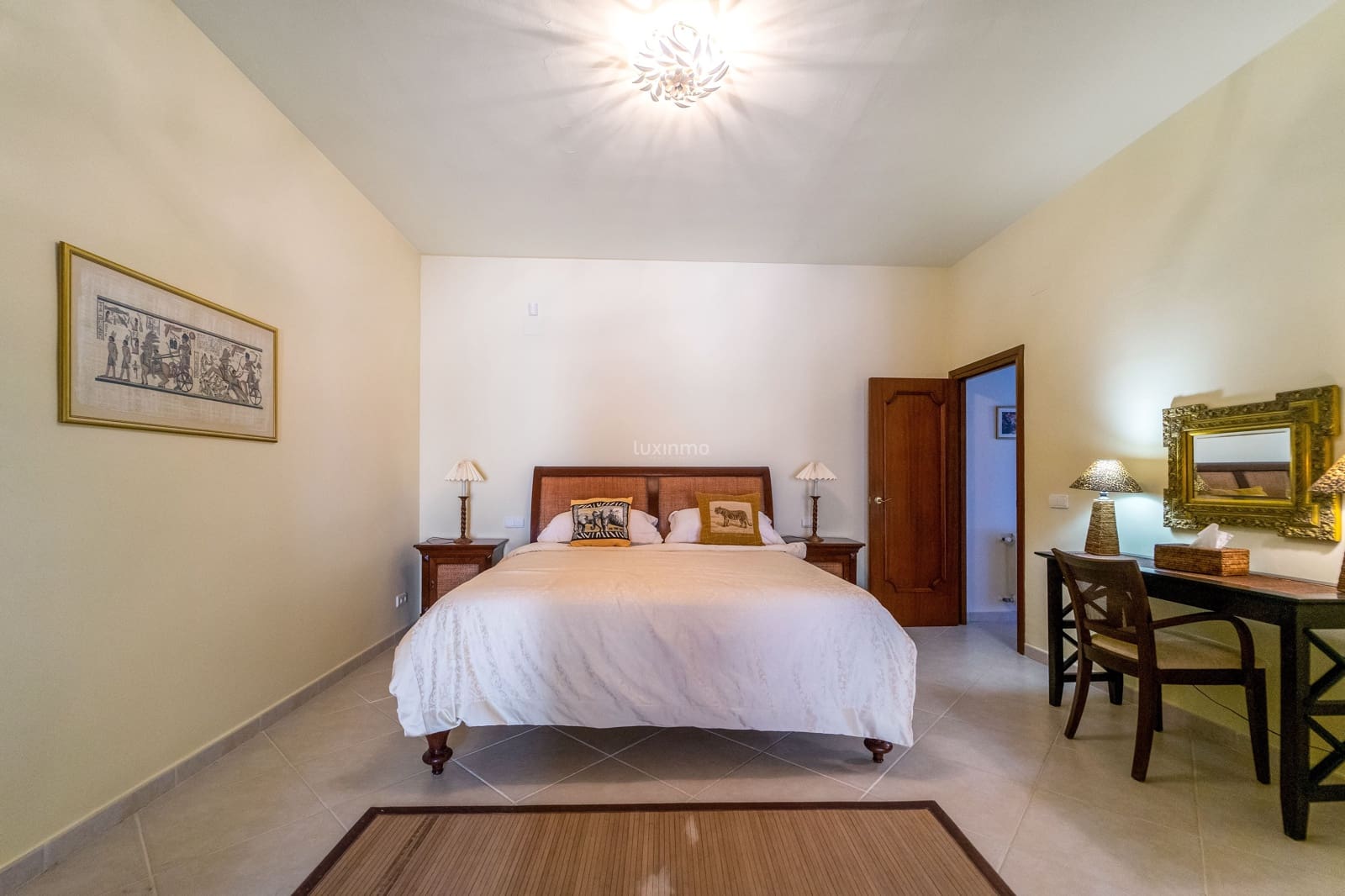 5 bedroom Villa for sale in Altea with pool garage - € 1,375,000 (Ref: 9006333)