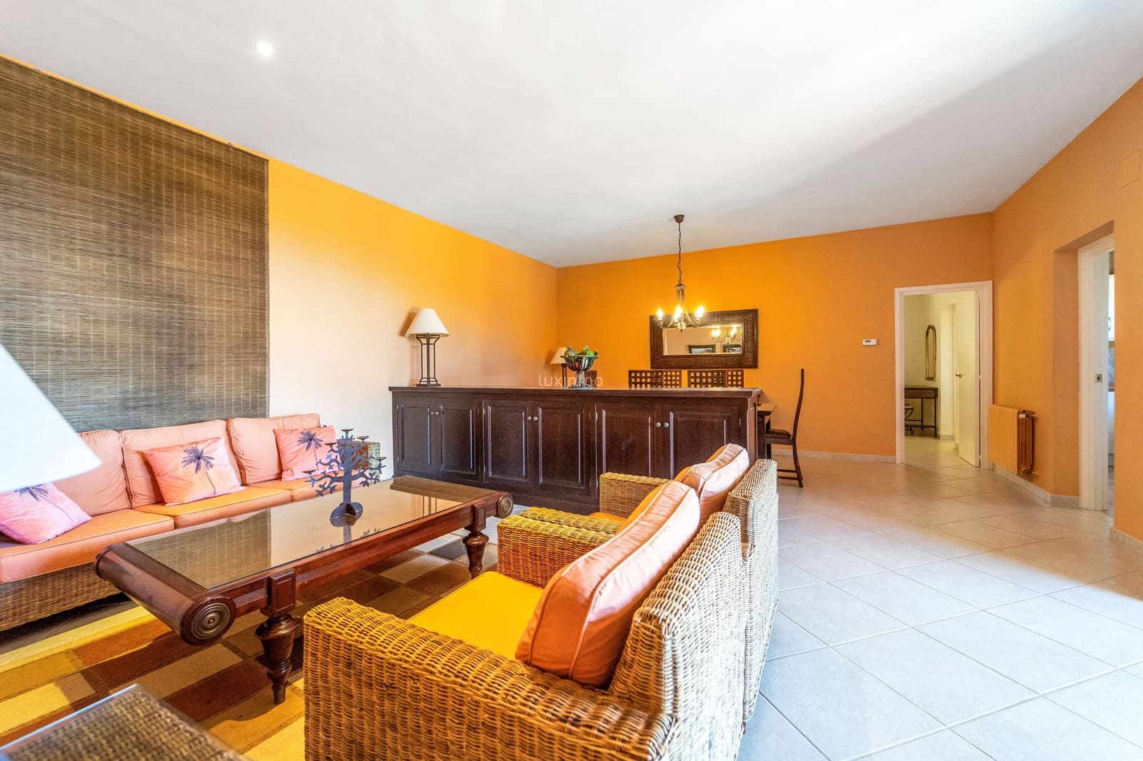 5 bedroom Villa for sale in Altea with pool garage - € 1,375,000 (Ref: 9006333)