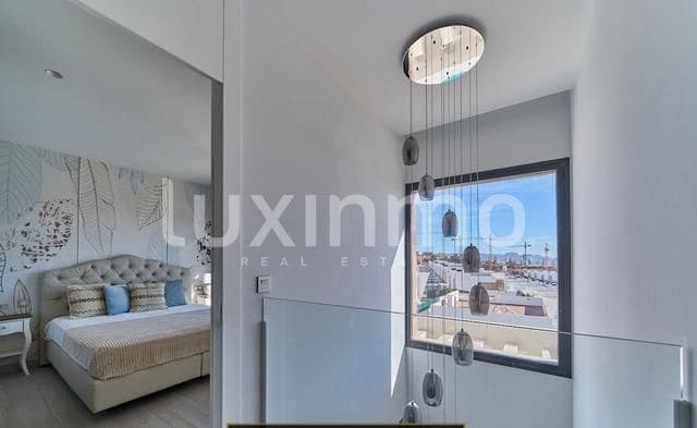 3 sovrum Hus till salu i Finestrat med pool garage - 585 000 € (Ref: 9012935)