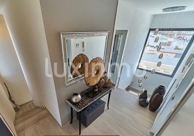 3 sovrum Hus till salu i Finestrat med pool garage - 585 000 € (Ref: 9012935)