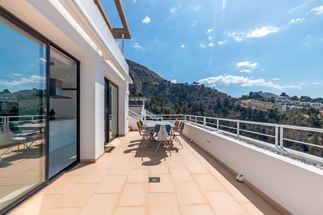3 slaapkamer Villa te koop in Altea met zwembad garage - € 1.295.000 (Ref: 9019616)