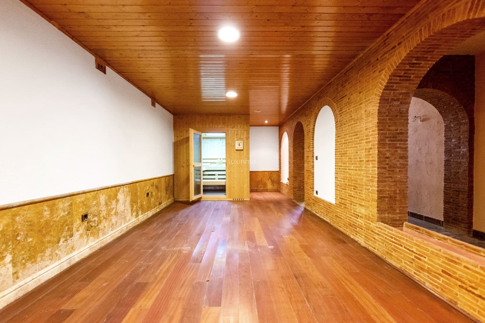 3 bedroom Villa for sale in Altea with pool garage - € 2,500,000 (Ref: 9022566)