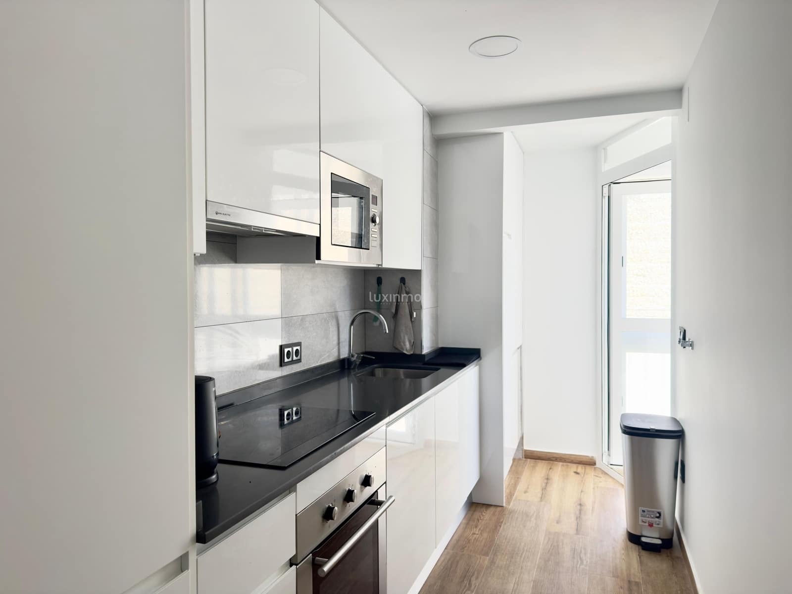 3 soveværelse Lejlighed til leje i Benidorm - € 2.000 (Ref: 9022567)