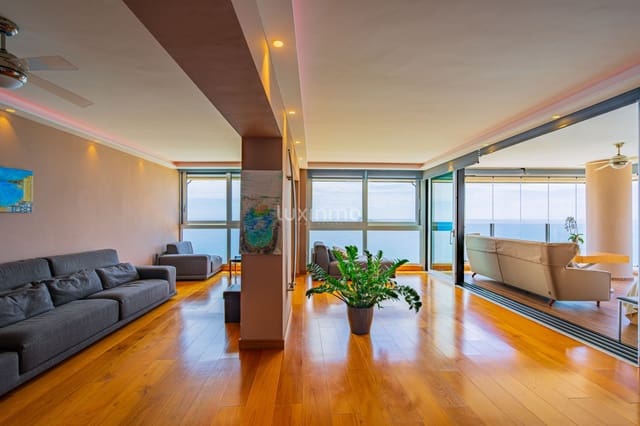 4 sovrum Lägenhet till salu i Benidorm med pool garage - 2 500 000 € (Ref: 9035776)