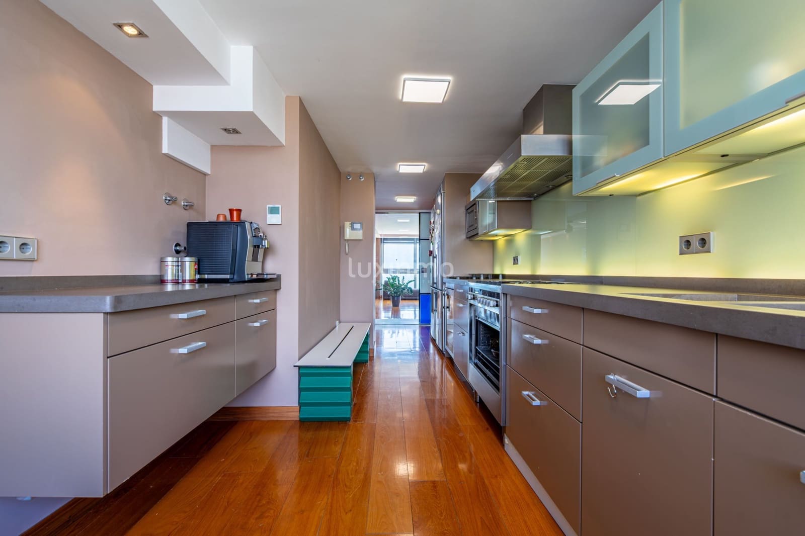 4 soverom Leilighet til salgs i Benidorm med svømmebasseng garasje - € 2 500 000 (Ref: 9035776)