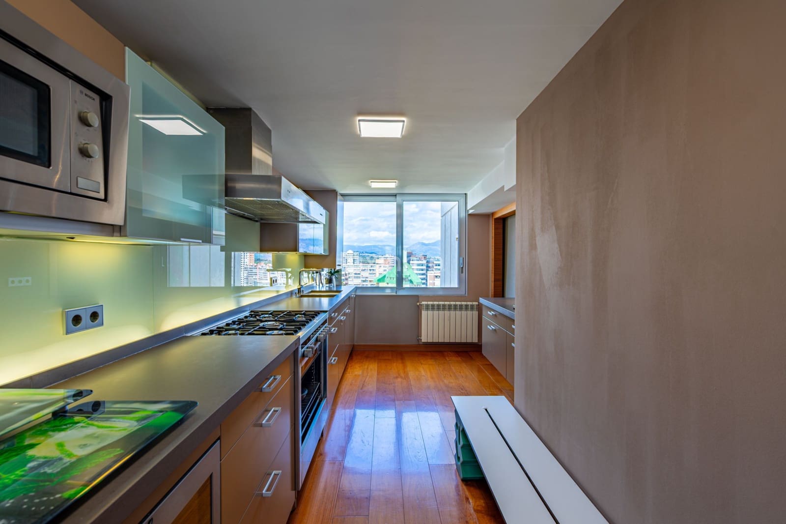 4 soverom Leilighet til salgs i Benidorm med svømmebasseng garasje - € 2 500 000 (Ref: 9035776)