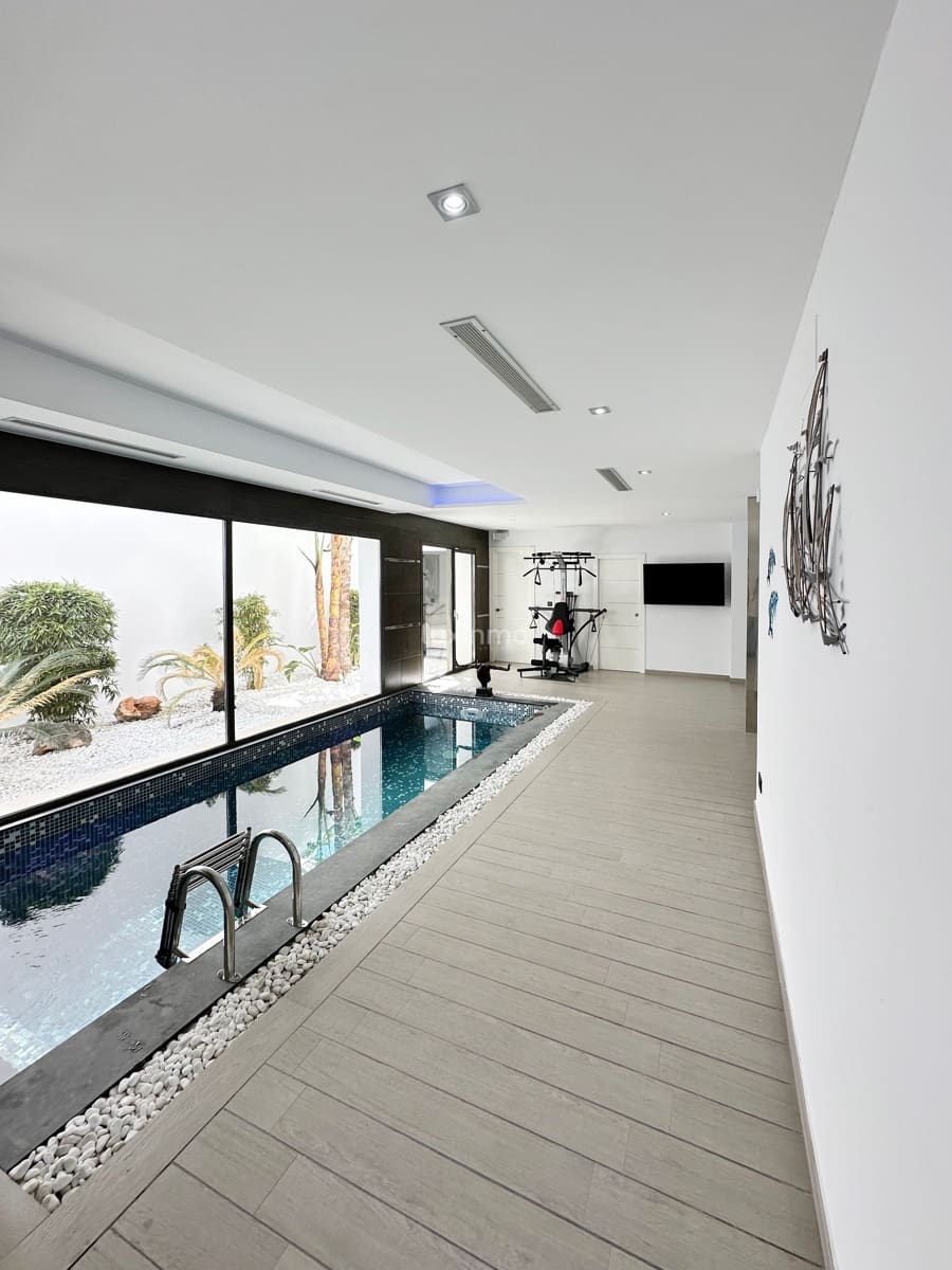 5 soveværelse Villa til salg i Javea / Xabia med swimmingpool garage - € 2.350.000 (Ref: 9035778)