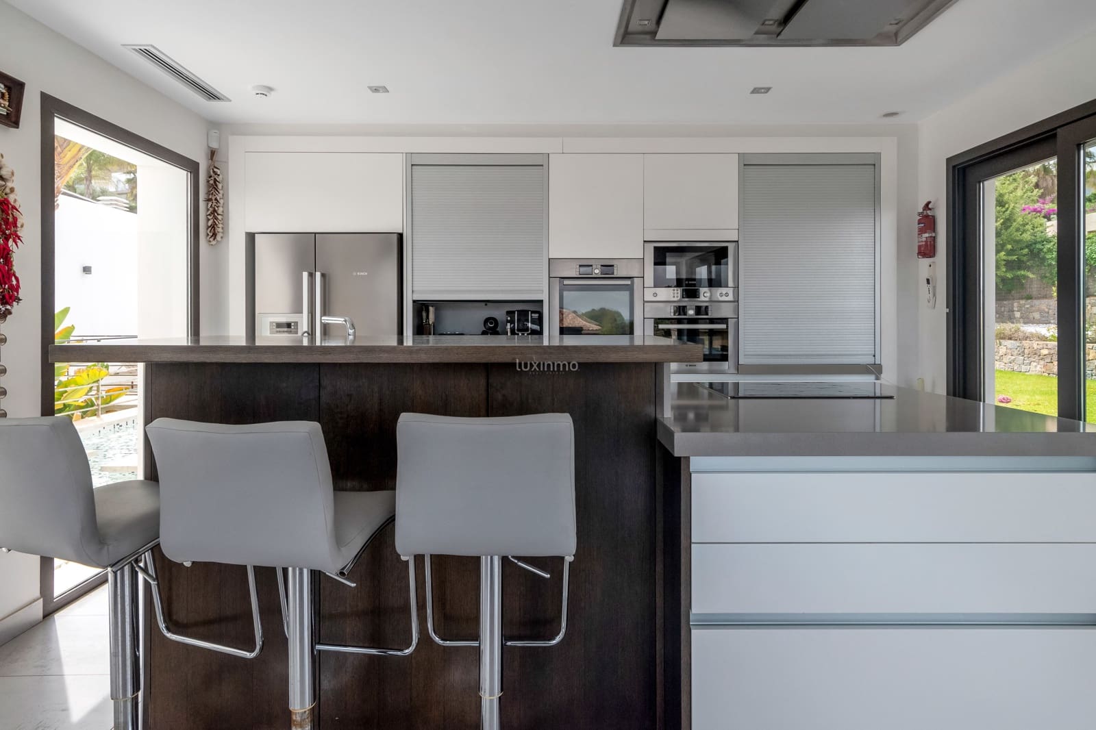 5 soveværelse Villa til salg i Javea / Xabia med swimmingpool garage - € 2.350.000 (Ref: 9035778)