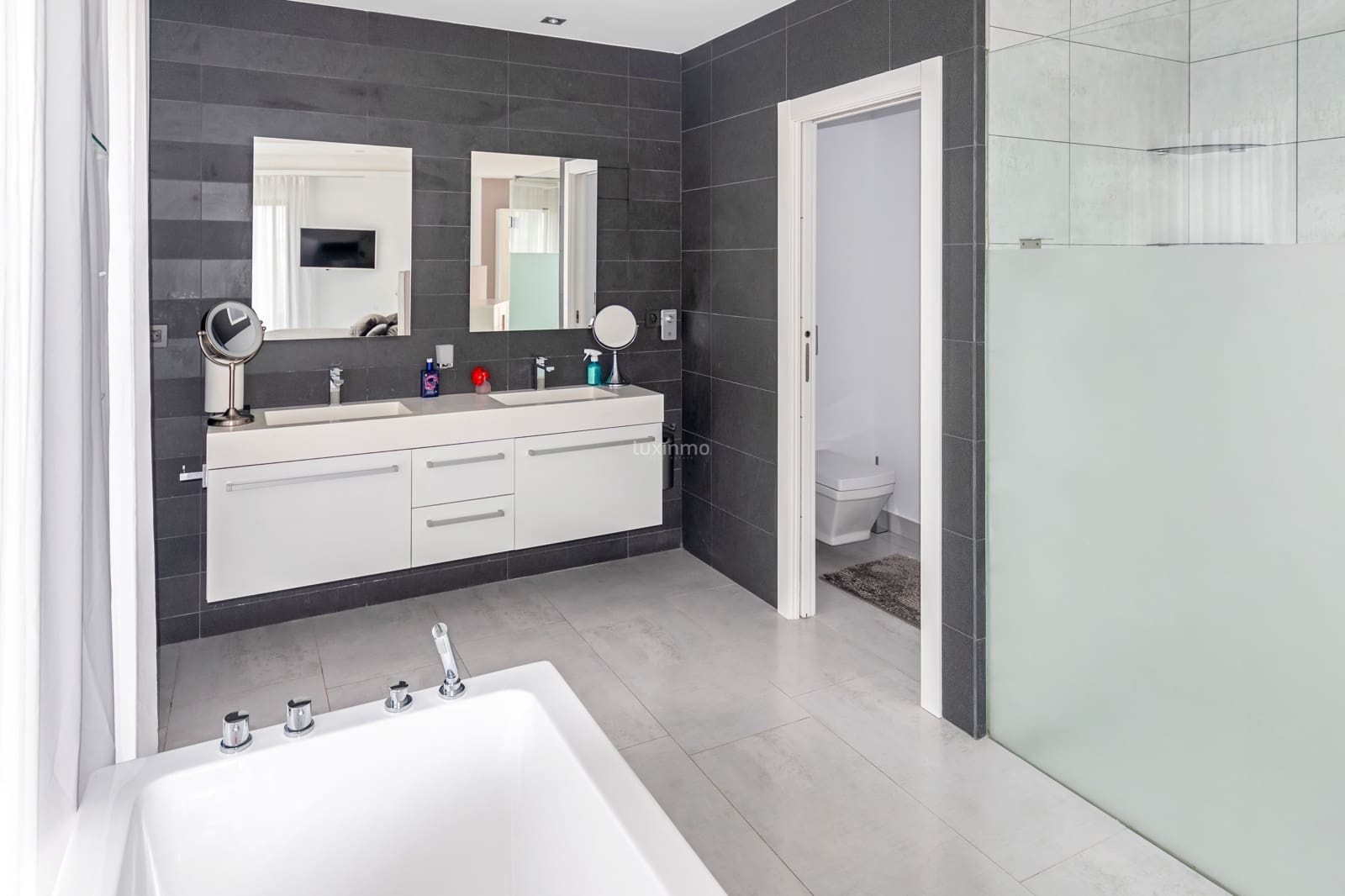 5 soveværelse Villa til salg i Javea / Xabia med swimmingpool garage - € 2.350.000 (Ref: 9035778)