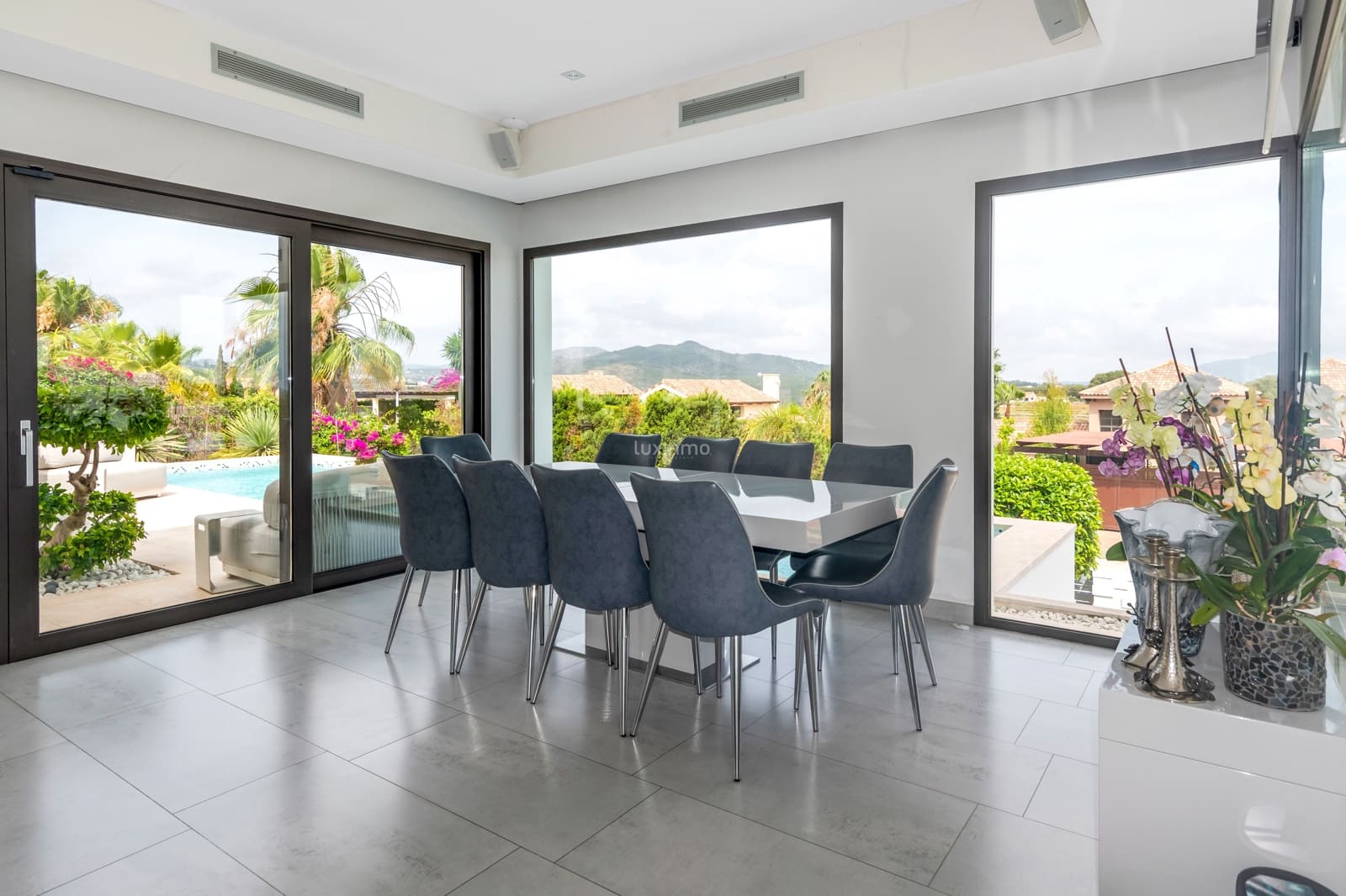 5 soveværelse Villa til salg i Javea / Xabia med swimmingpool garage - € 2.350.000 (Ref: 9035778)