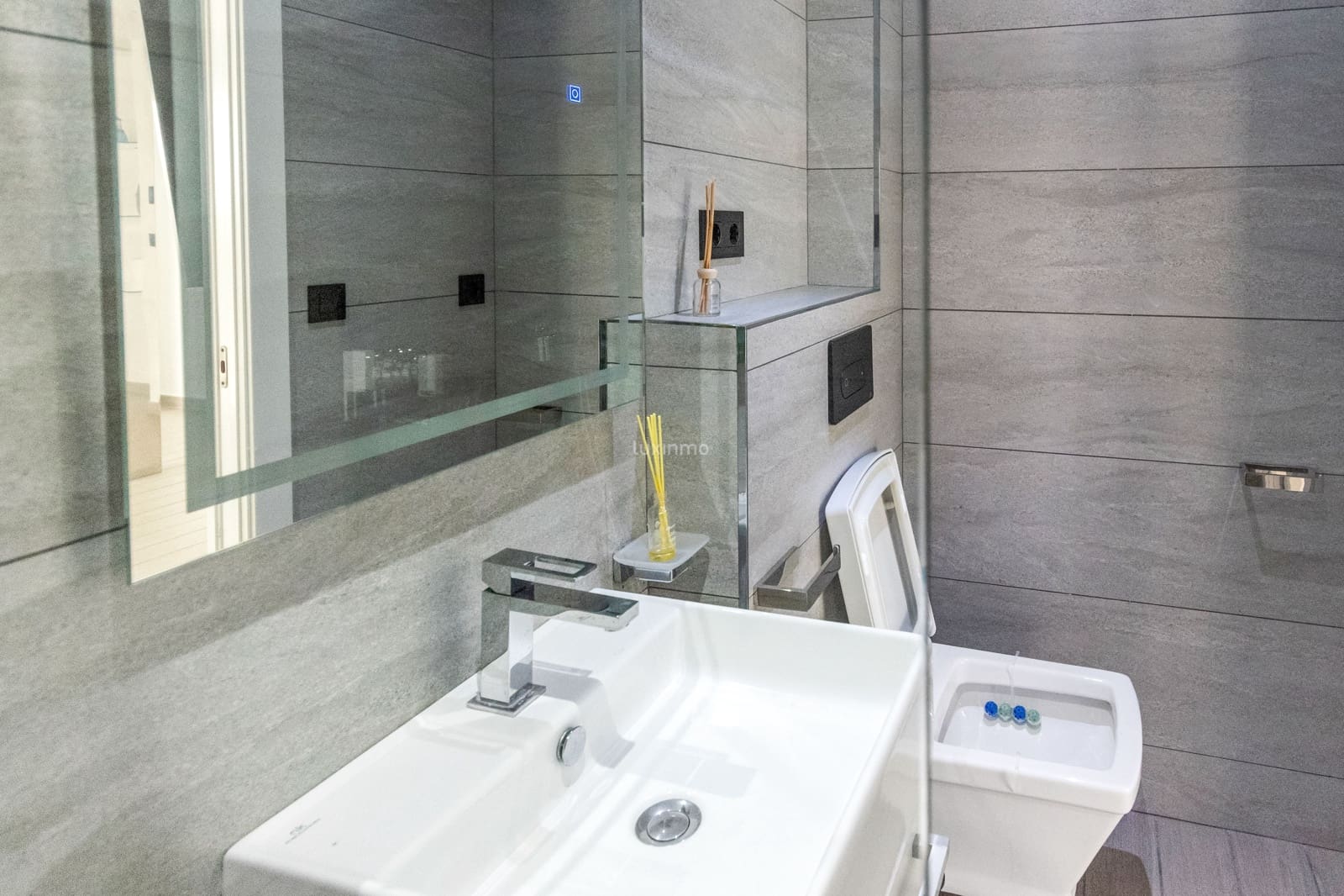 5 soveværelse Villa til salg i Javea / Xabia med swimmingpool garage - € 2.350.000 (Ref: 9035778)