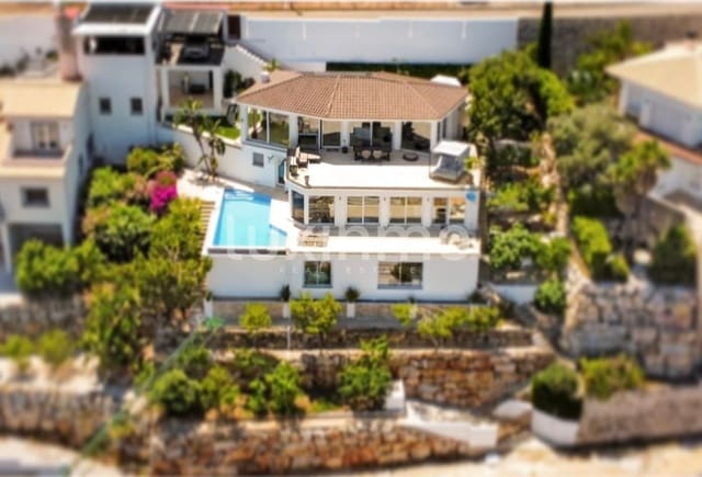 5 soverom Villa til salgs i Dénia med svømmebasseng - € 2 200 000 (Ref: 9037486)