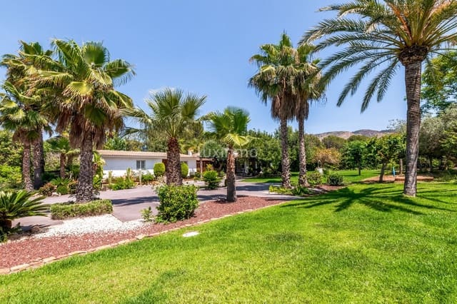 4 bedroom Villa for rent in Benidorm with pool garage - € 3,950 (Ref: 9040351)