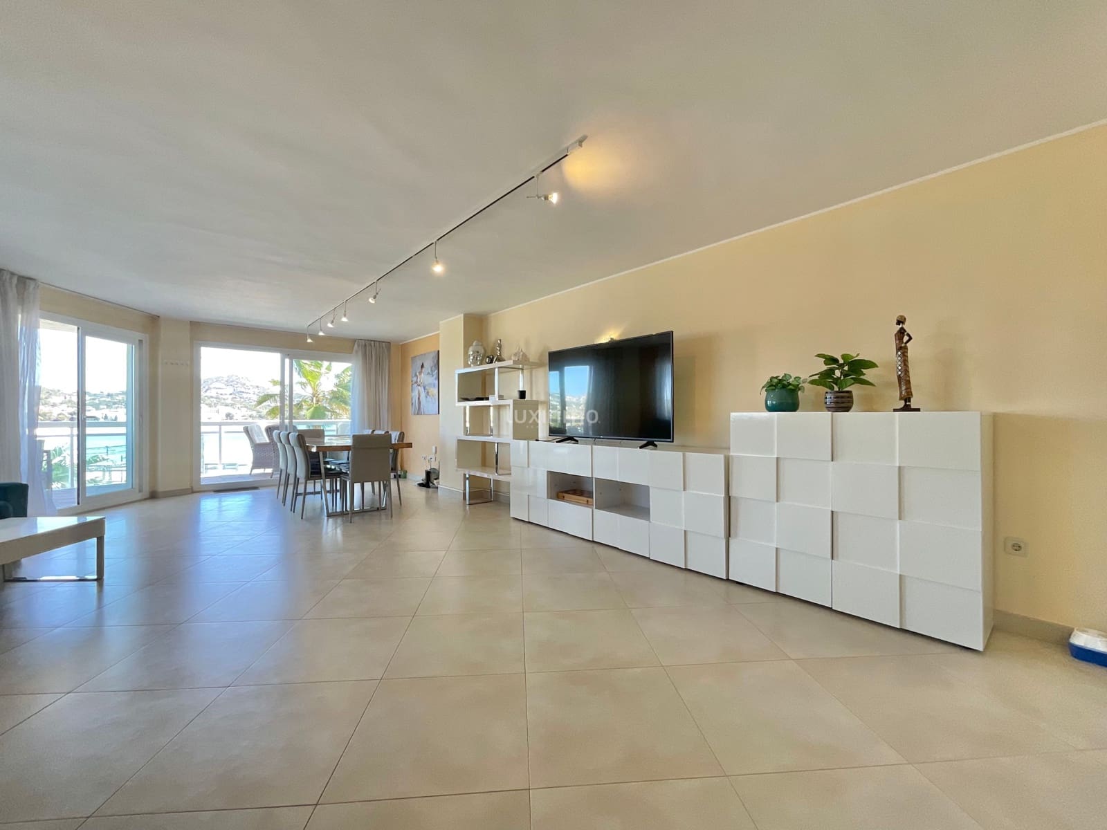 Appartement de 4 chambres à louer à Ibiza ville avec piscine garage - 16 000 € (Ref: 9057028)