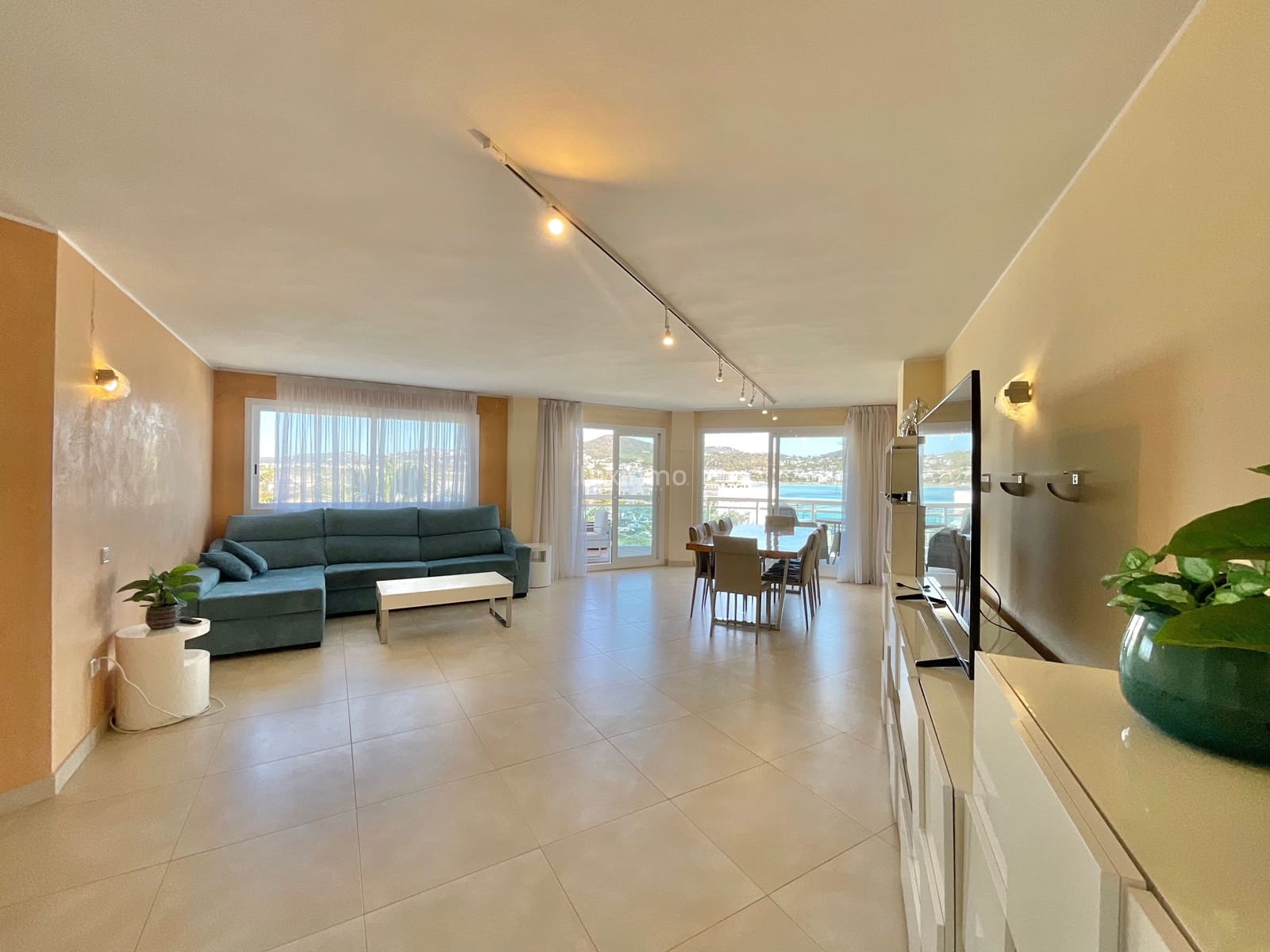 Appartement de 4 chambres à louer à Ibiza ville avec piscine garage - 16 000 € (Ref: 9057028)