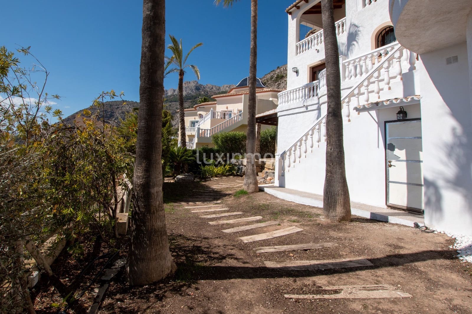Chalet de 4 habitaciones en Altea en alquiler con piscina garaje - 4.500 € (Ref: 9058263)