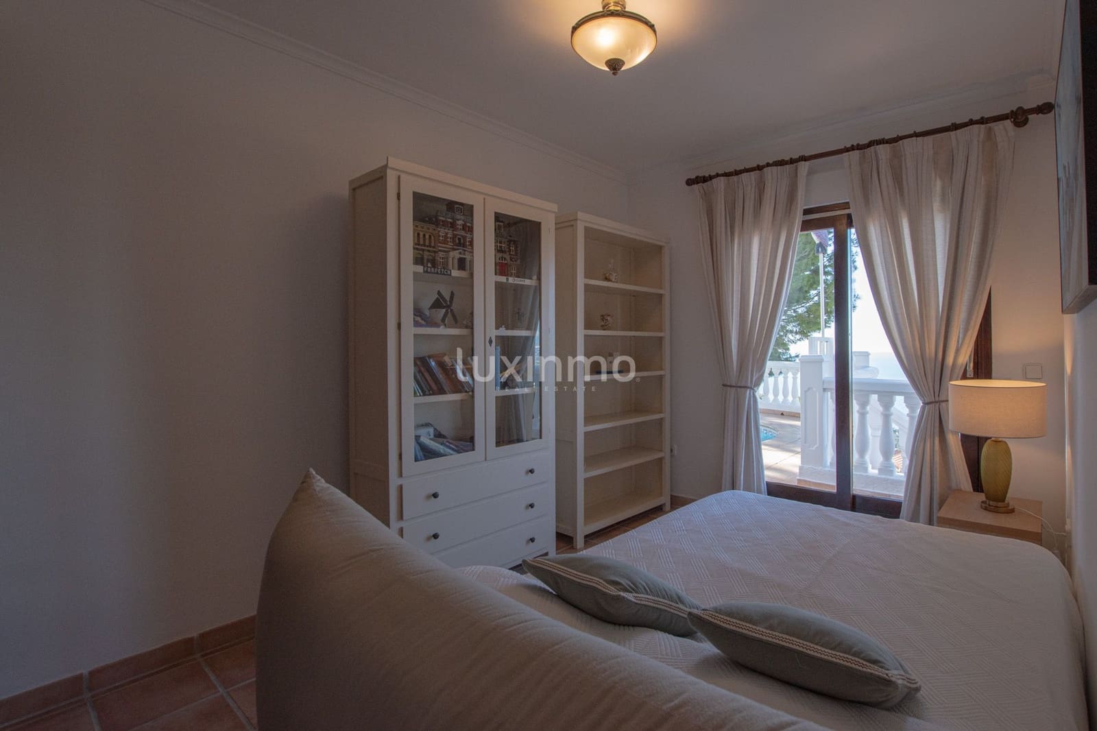 4 bedroom Villa for rent in Altea with pool garage - € 4,000 (Ref: 9058263)