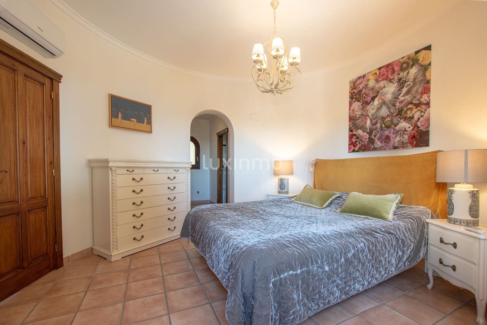 4 bedroom Villa for rent in Altea with pool garage - € 4,000 (Ref: 9058263)