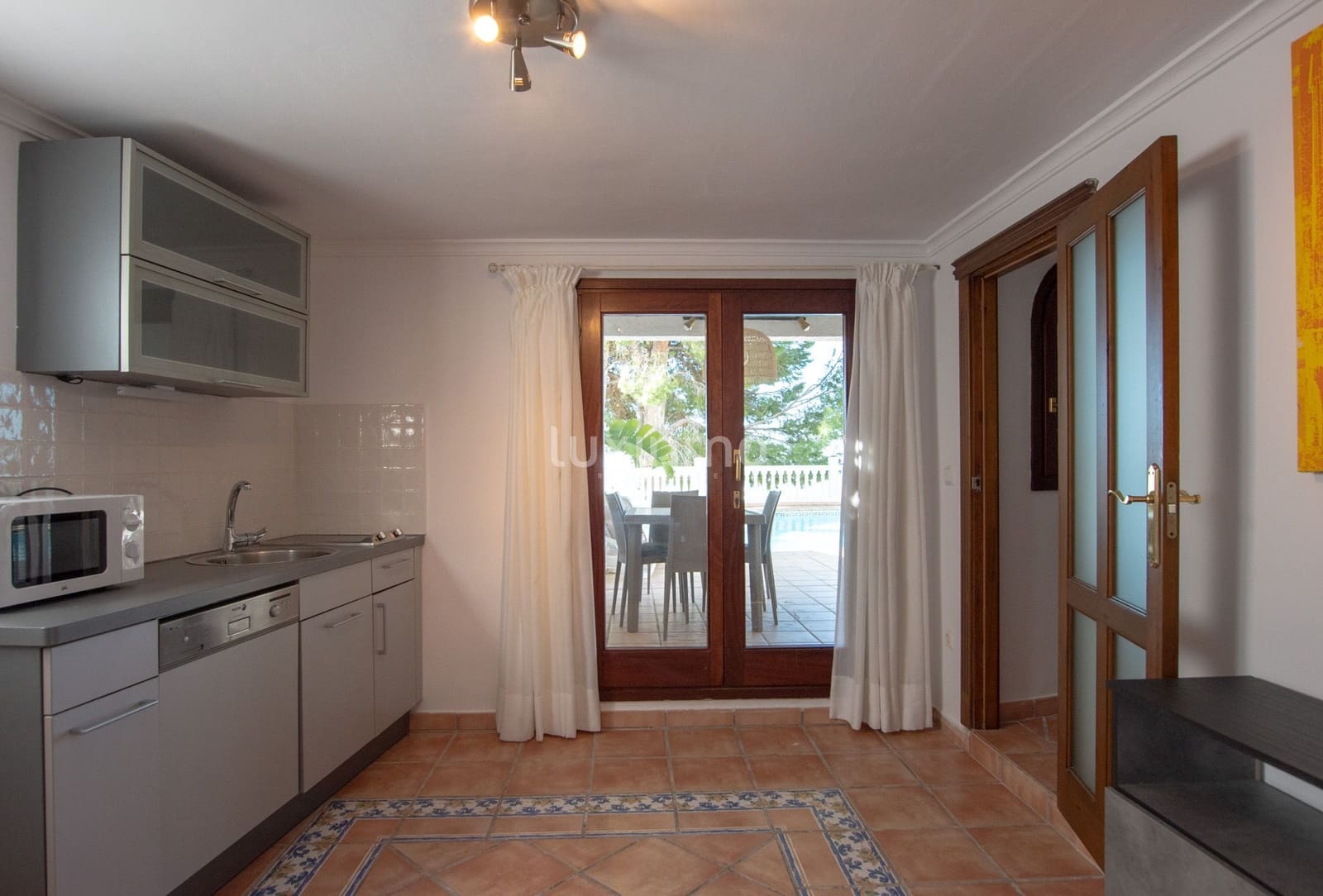 4 bedroom Villa for rent in Altea with pool garage - € 4,000 (Ref: 9058263)