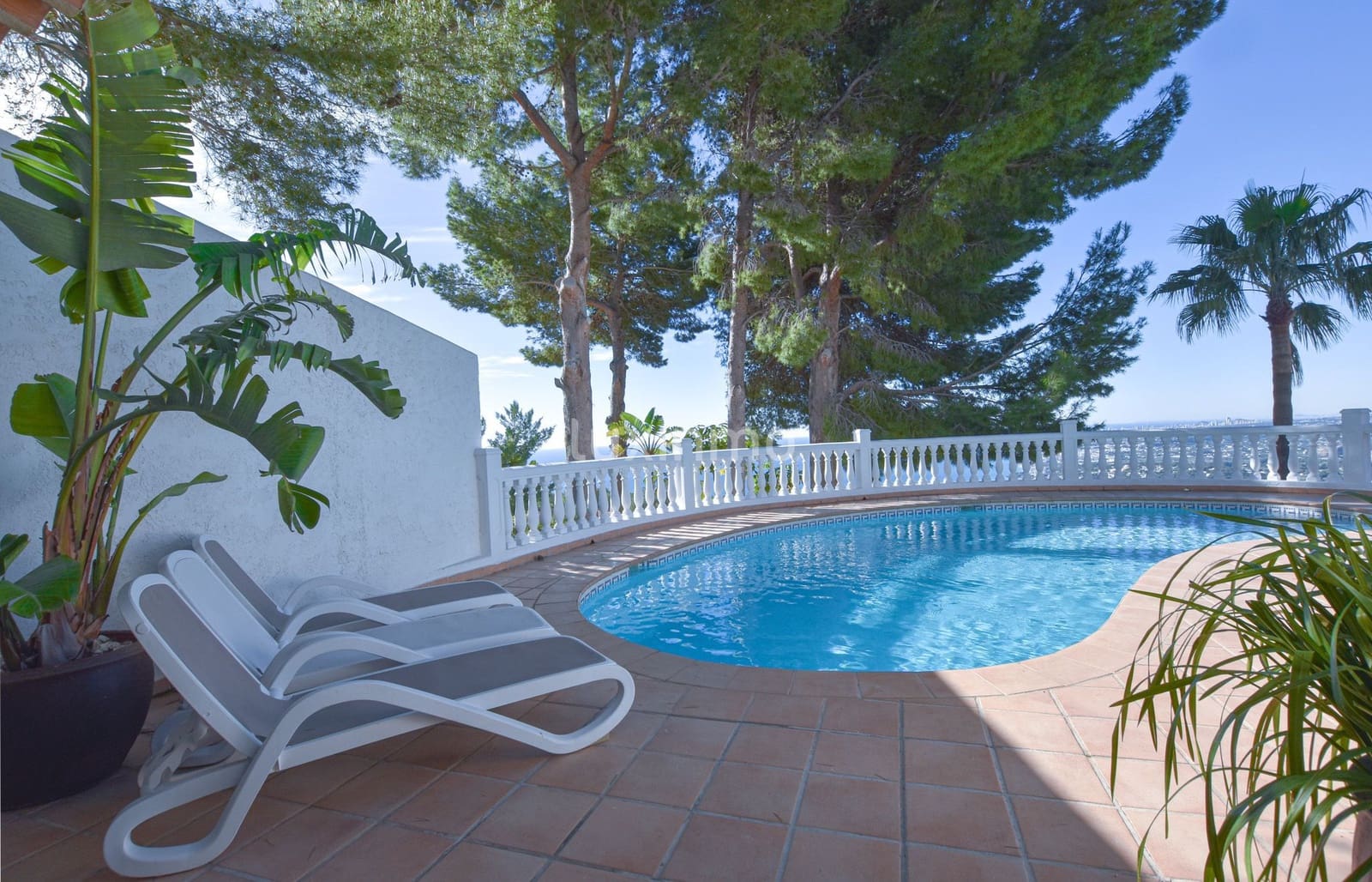 4 bedroom Villa for rent in Altea with pool garage - € 4,000 (Ref: 9058263)