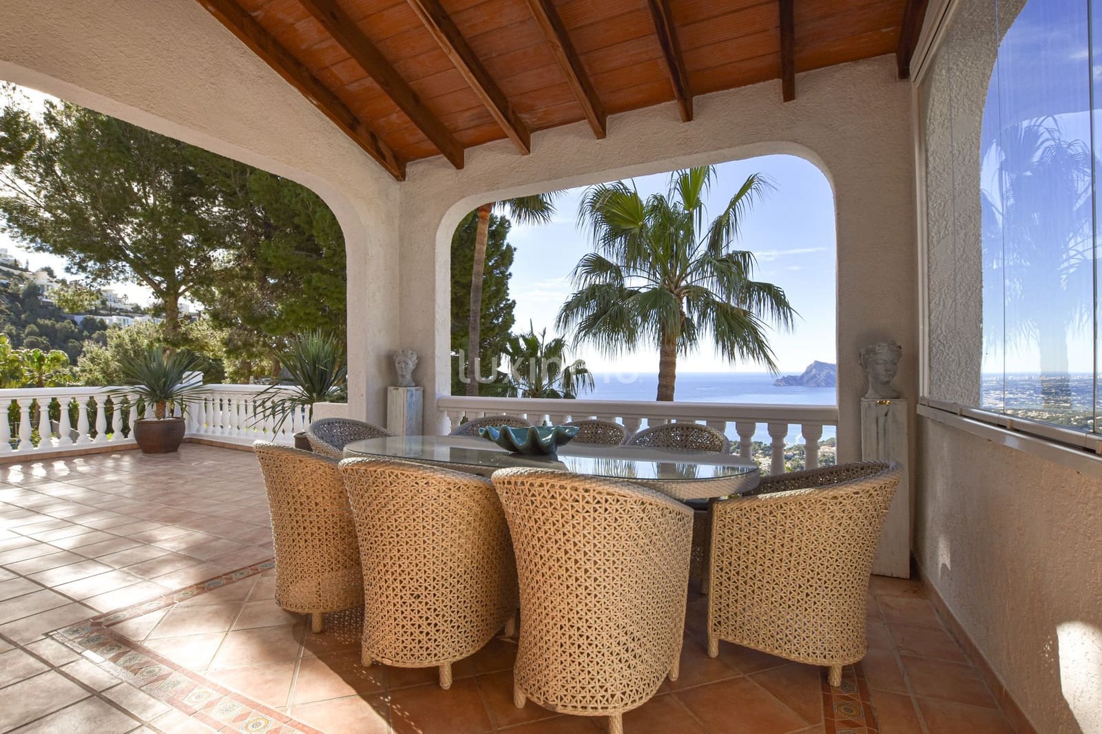 4 bedroom Villa for rent in Altea with pool garage - € 4,000 (Ref: 9058263)