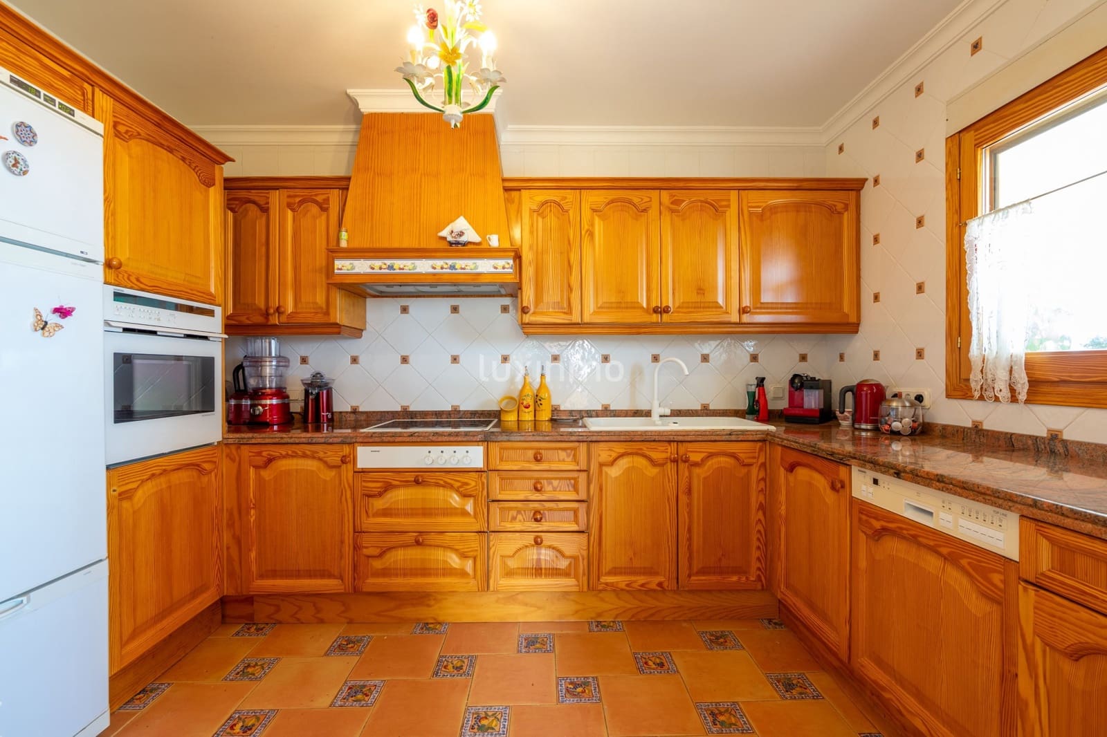 7 soverom Villa til salgs i Calpe / Calp med svømmebasseng garasje - € 1 150 000 (Ref: 9074569)