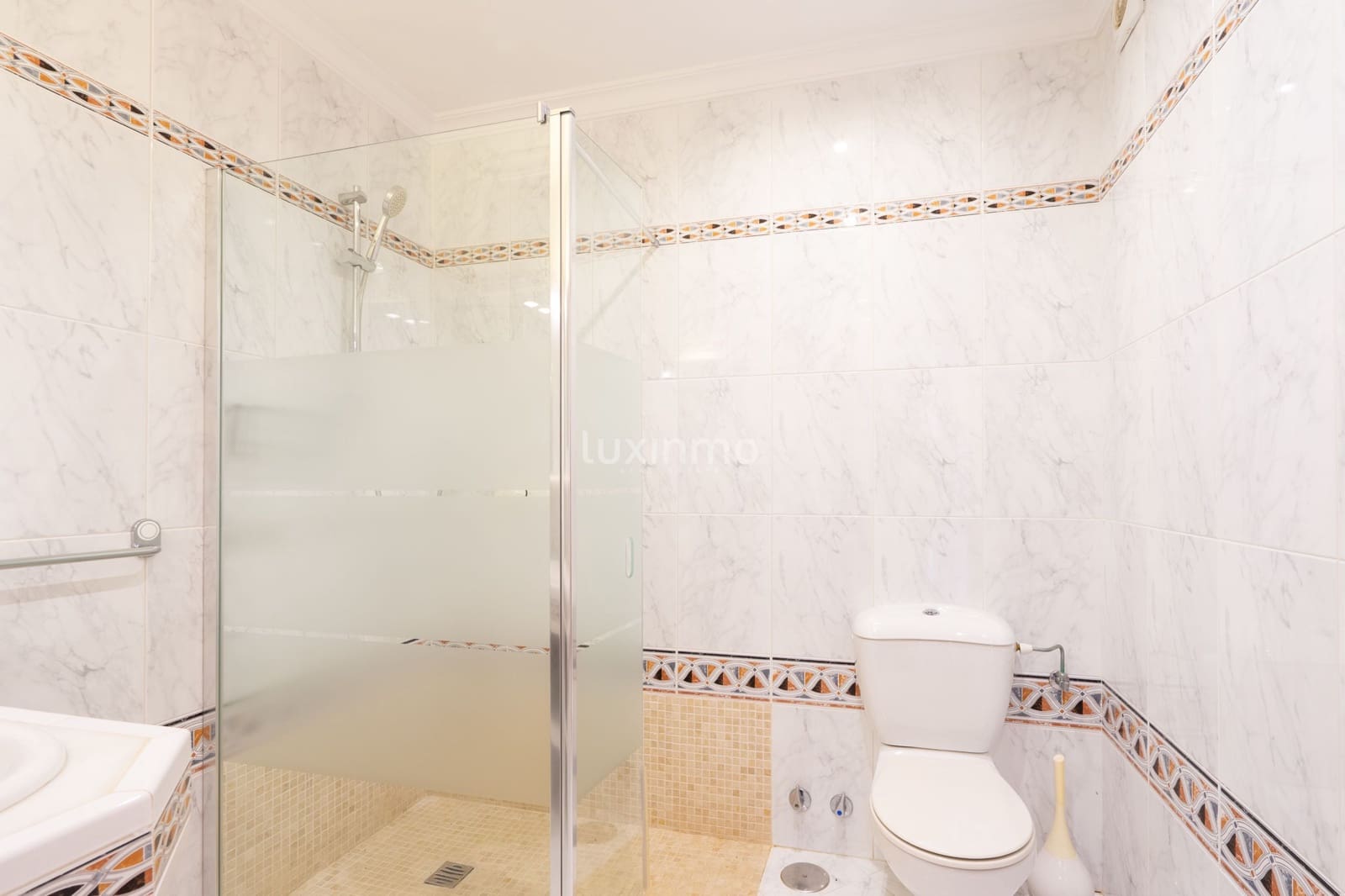 7 soverom Villa til salgs i Calpe / Calp med svømmebasseng garasje - € 1 150 000 (Ref: 9074569)