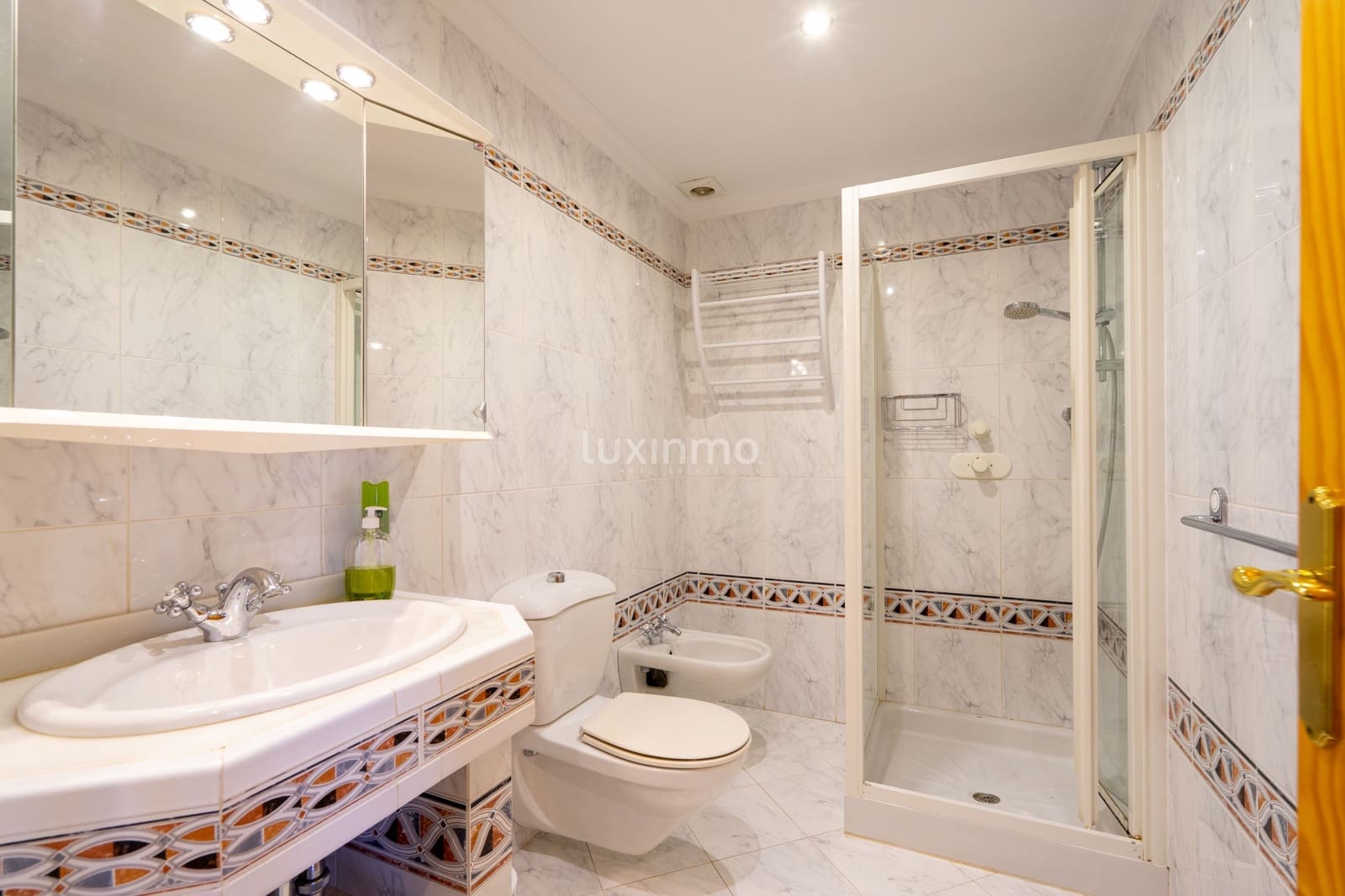 7 soverom Villa til salgs i Calpe / Calp med svømmebasseng garasje - € 1 150 000 (Ref: 9074569)