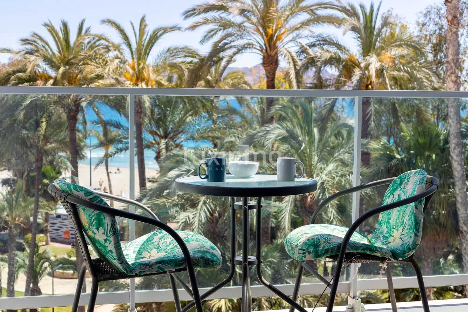 2 slaapkamer Appartement te huur in Benidorm met zwembad garage - € 1.500 (Ref: 9084412)