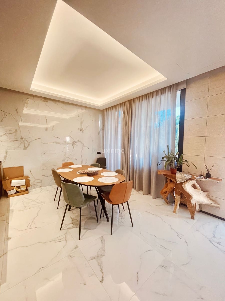 5 quarto Moradia para arrendar em Finestrat com piscina garagem - 7 300 € (Ref: 9094806)