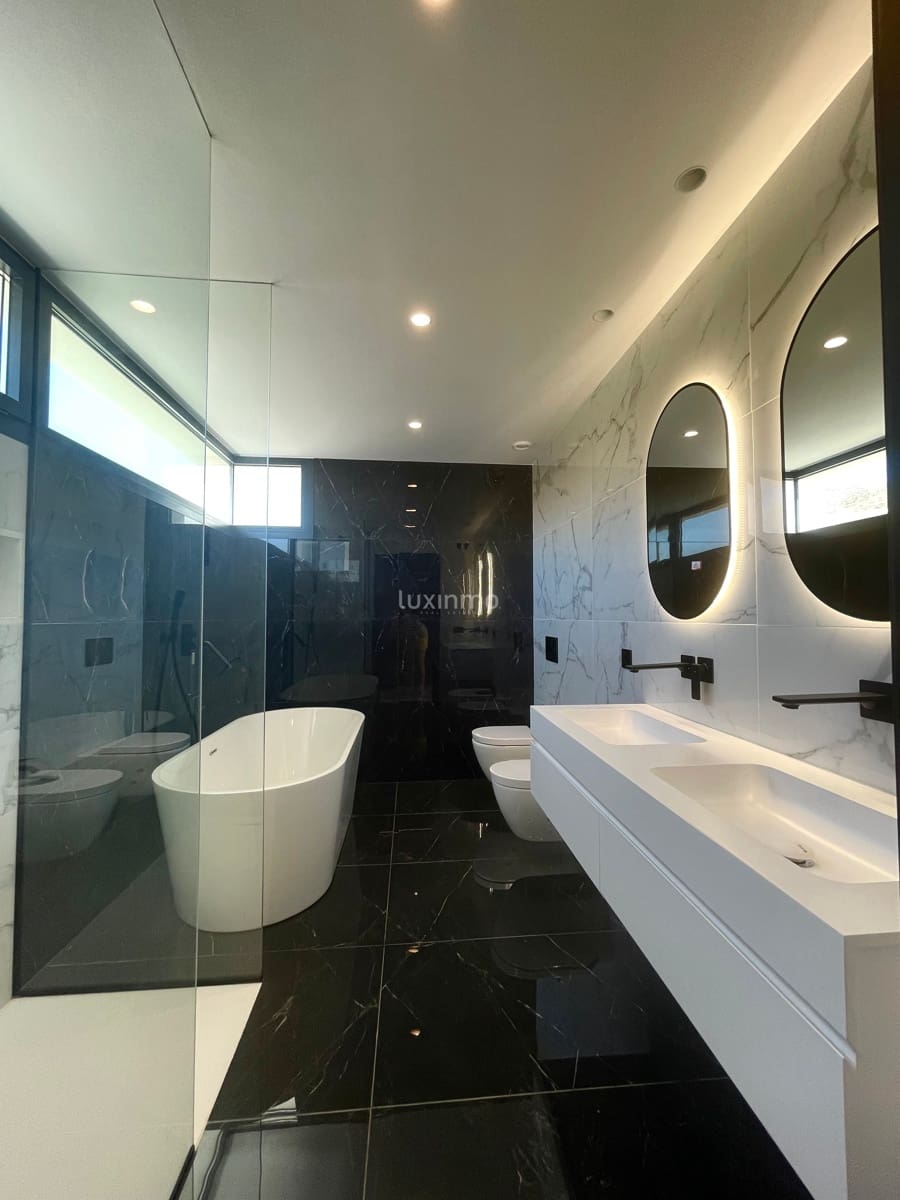 5 quarto Moradia para arrendar em Finestrat com piscina garagem - 7 300 € (Ref: 9094806)