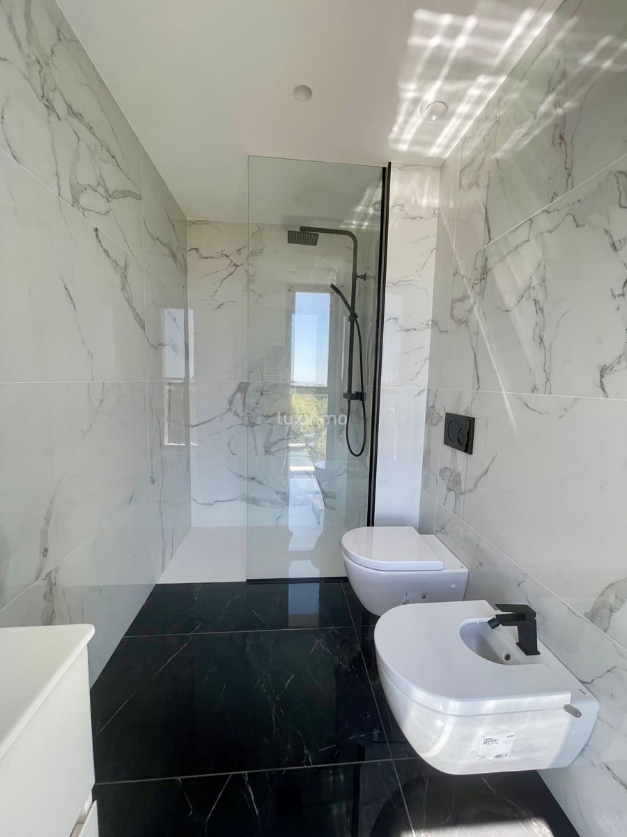 5 quarto Moradia para arrendar em Finestrat com piscina garagem - 7 300 € (Ref: 9094806)