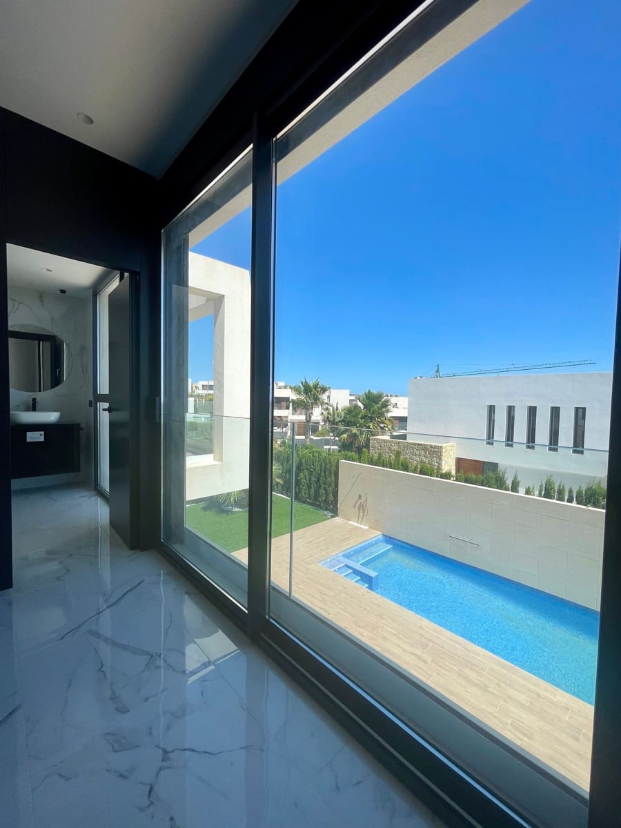 5 quarto Moradia para arrendar em Finestrat com piscina garagem - 7 300 € (Ref: 9094806)