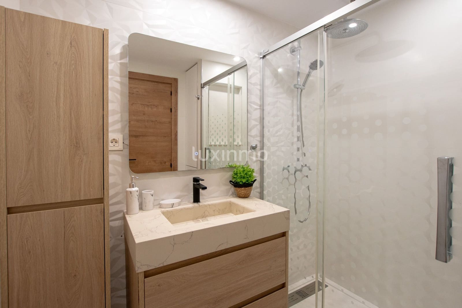 2 soveværelse Lejlighed til leje i Calpe / Calp med swimmingpool garage - € 1.350 (Ref: 9104065)