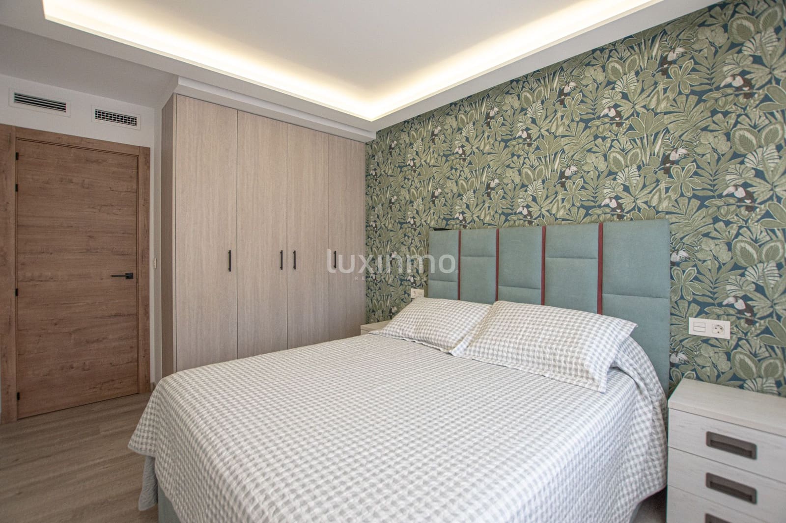 2 soveværelse Lejlighed til leje i Calpe / Calp med swimmingpool garage - € 1.350 (Ref: 9104065)