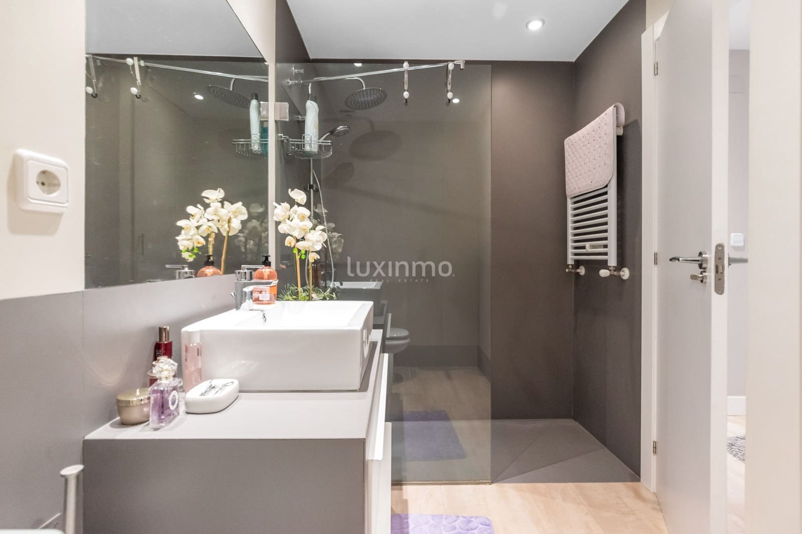 3 soveværelse Villa til leje i Alfaz del Pi / L'Alfas del Pi med garage - € 2.350 (Ref: 9114859)