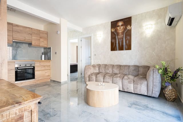 2 slaapkamer Flat te huur in Benidorm - € 1.250 (Ref: 9126342)