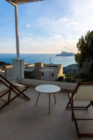 3 makuuhuone Huvila myytävänä paikassa Altea mukana uima-altaan 
autotalli - 1 500 000 € (Ref: 9126409)