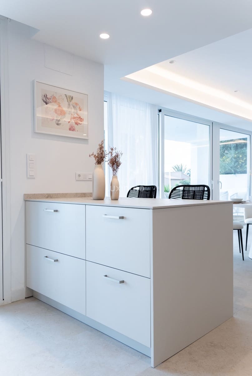 3 makuuhuone Huvila myytävänä paikassa Altea mukana uima-altaan 
autotalli - 1 500 000 € (Ref: 9126409)