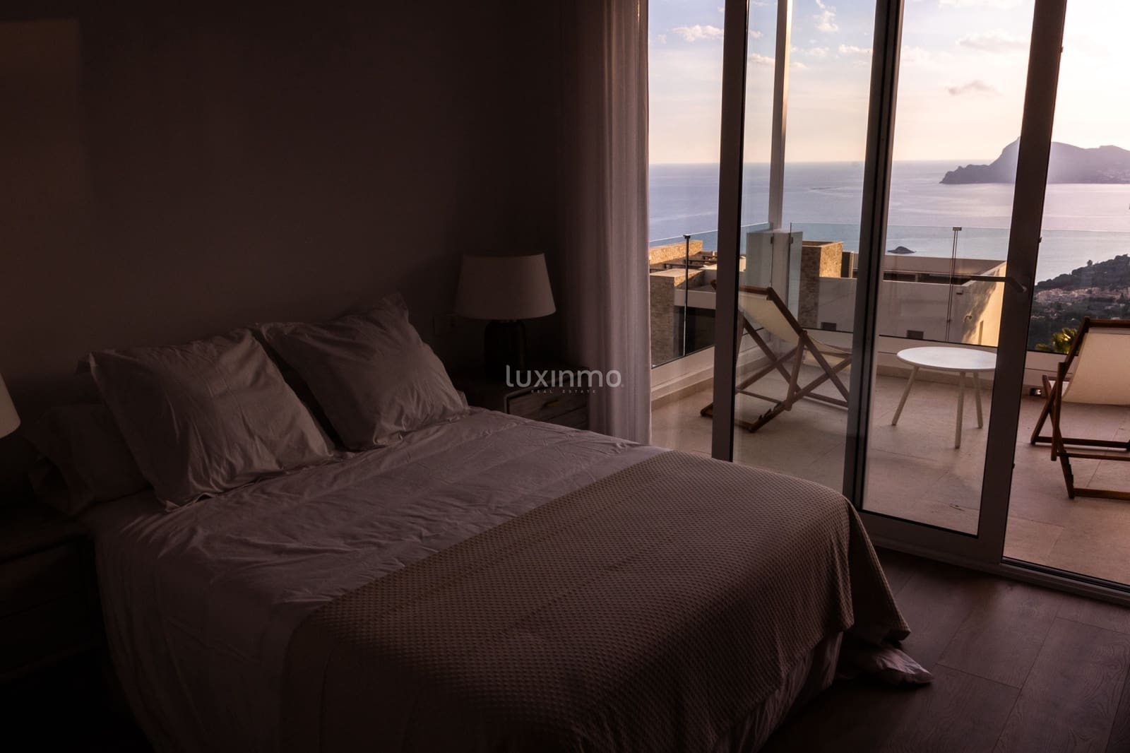 3 makuuhuone Huvila myytävänä paikassa Altea mukana uima-altaan 
autotalli - 1 500 000 € (Ref: 9126409)