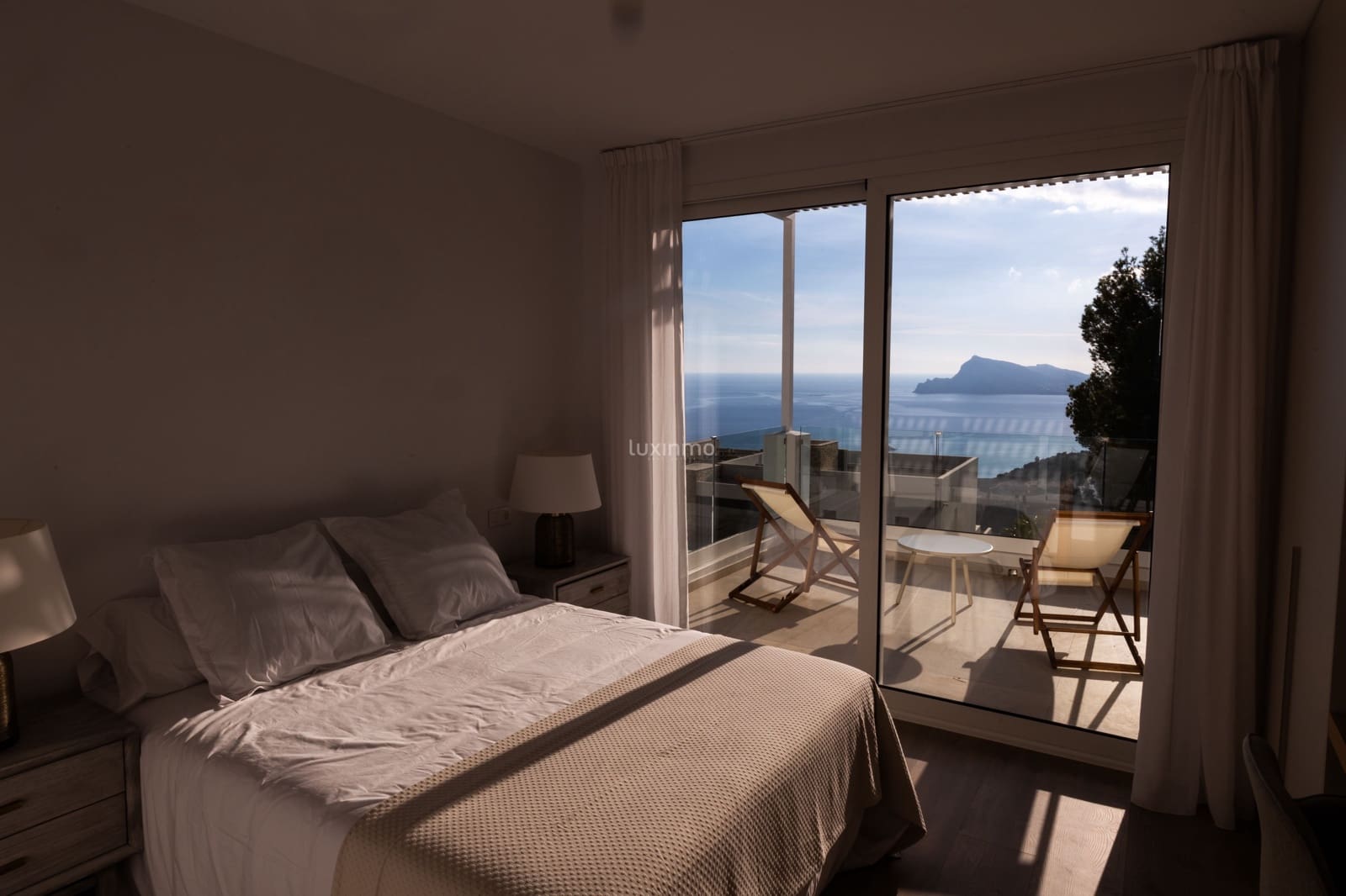 3 makuuhuone Huvila myytävänä paikassa Altea mukana uima-altaan 
autotalli - 1 500 000 € (Ref: 9126409)